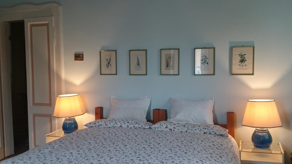 Domegliara B&B Villa Dei Pini الغرفة الصورة