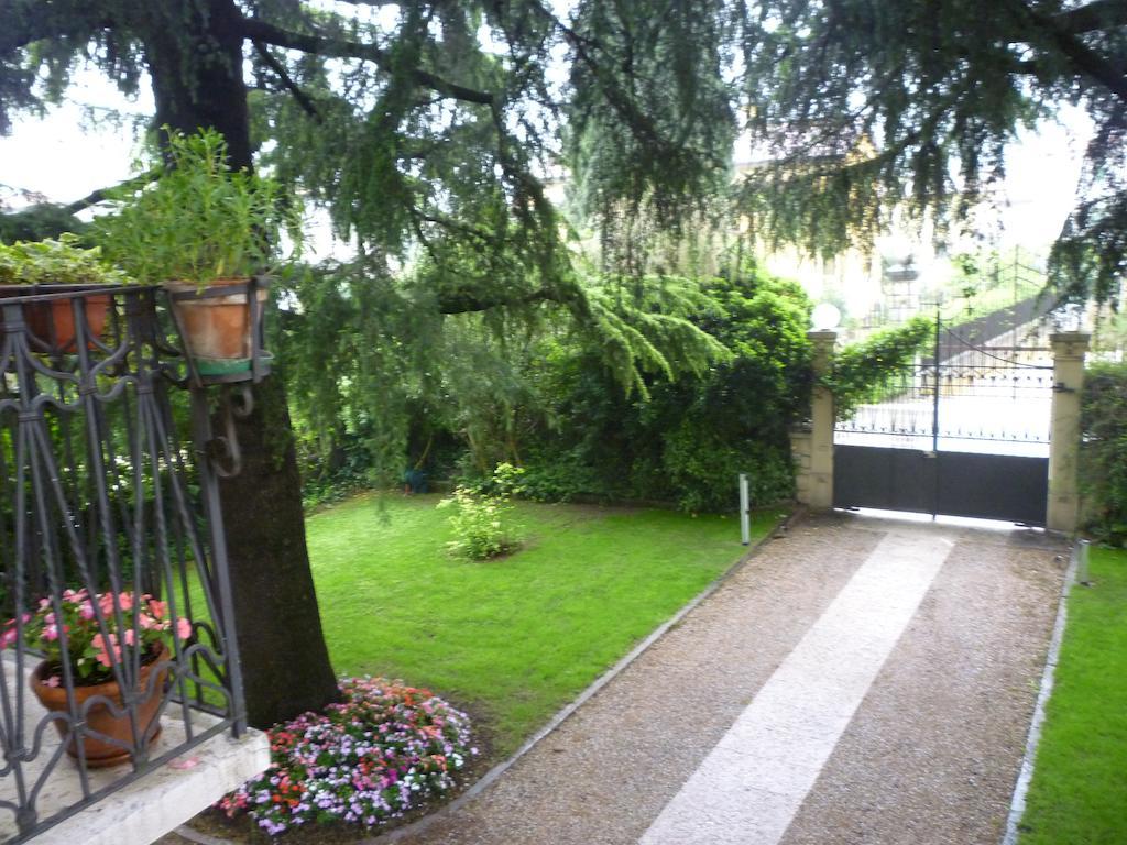 Domegliara B&B Villa Dei Pini المظهر الخارجي الصورة