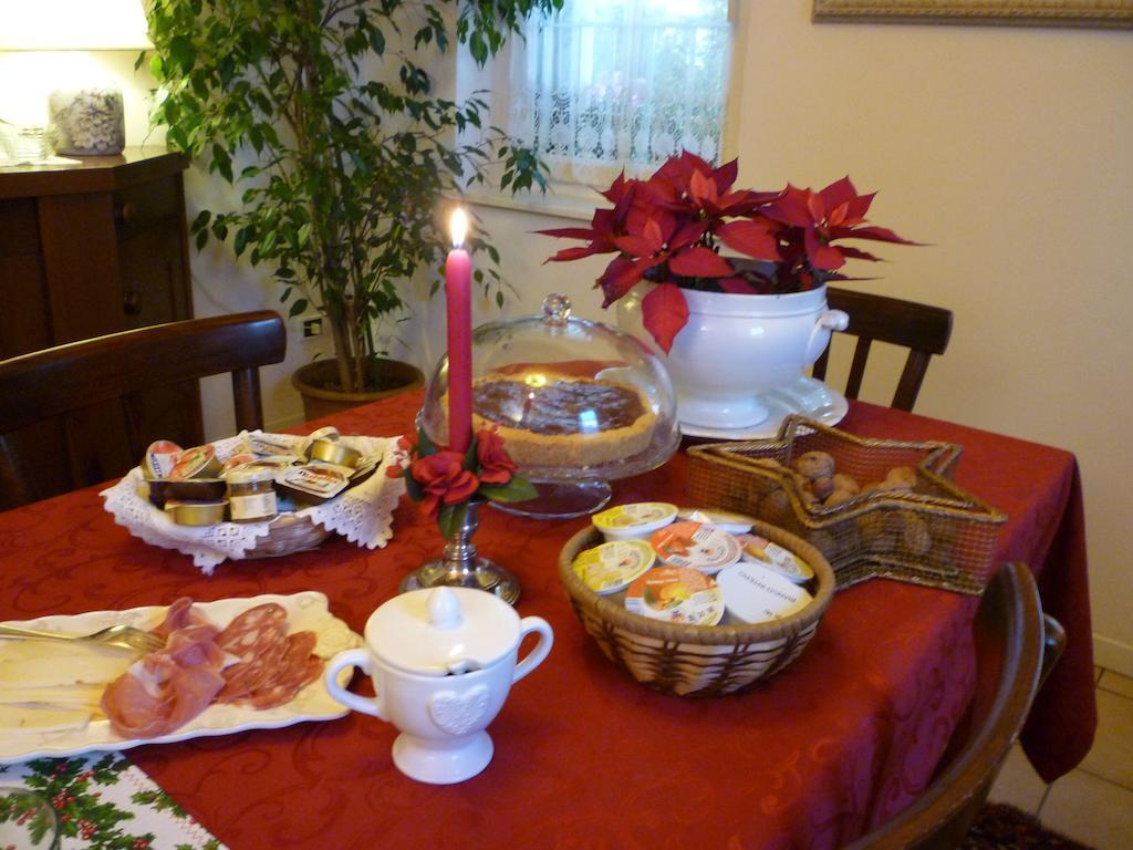 Domegliara B&B Villa Dei Pini المظهر الخارجي الصورة