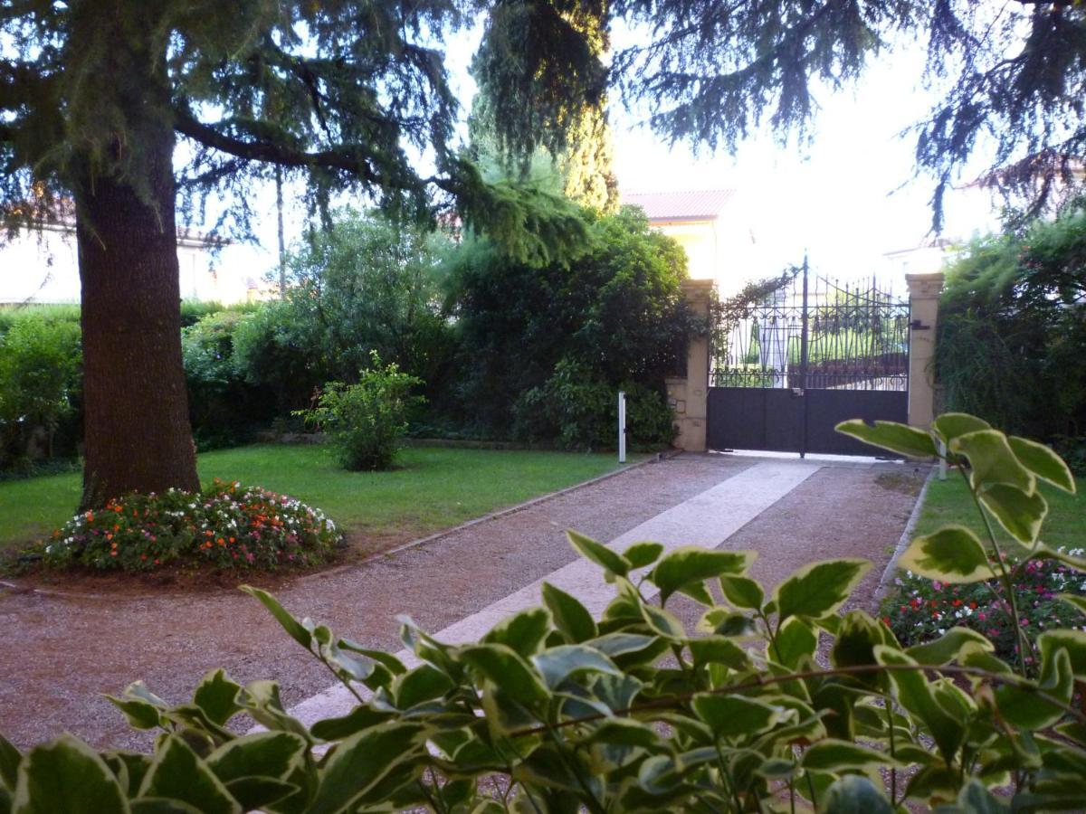 Domegliara B&B Villa Dei Pini المظهر الخارجي الصورة
